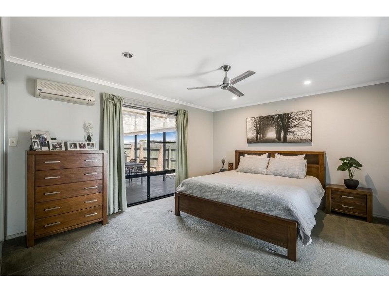 42 Ashford Drive, Wyreema QLD 4352