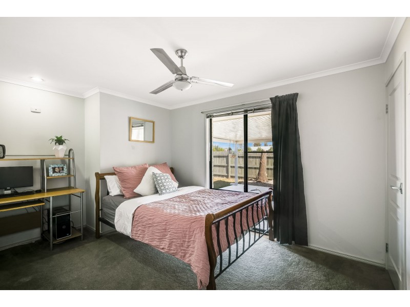 42 Ashford Drive, Wyreema QLD 4352