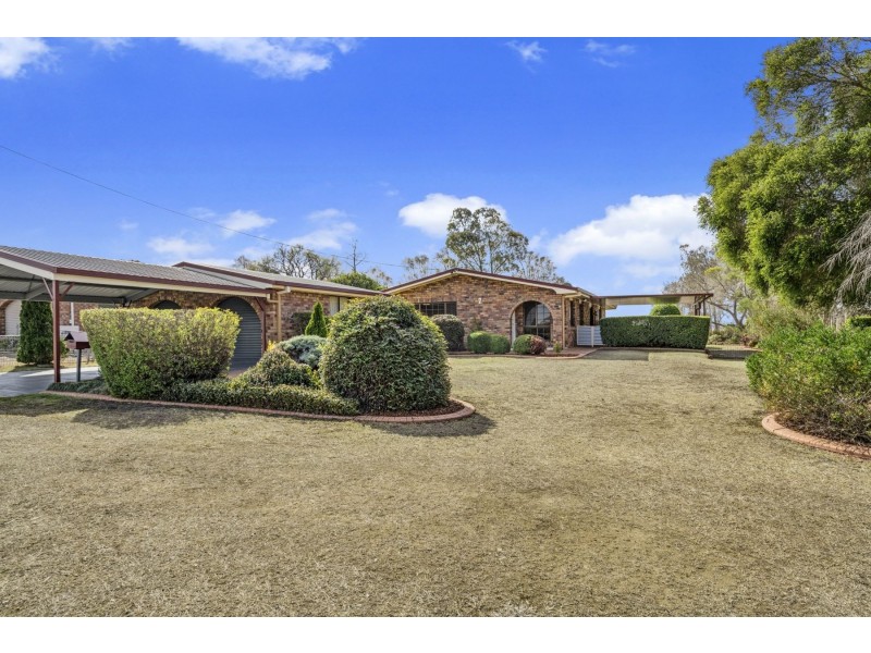 7 Roslyn Street, Westbrook QLD 4350
