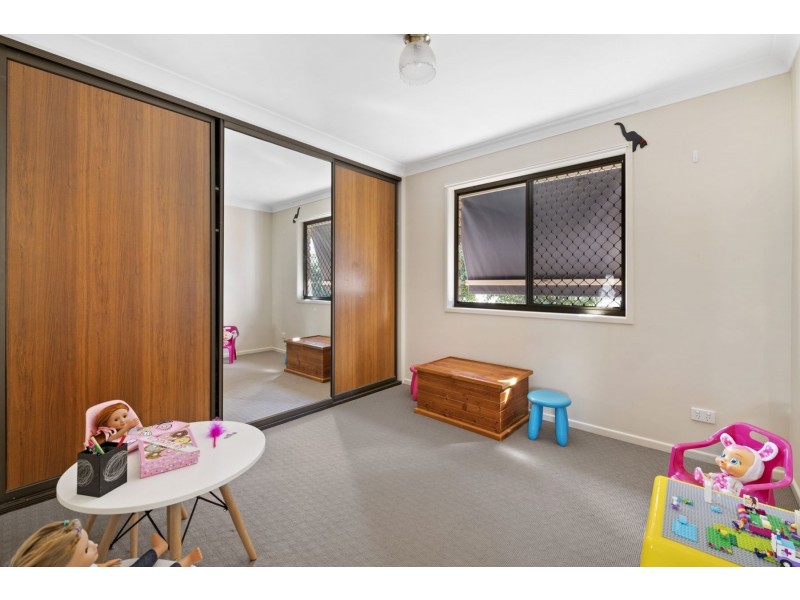 7 Roslyn Street, Westbrook QLD 4350
