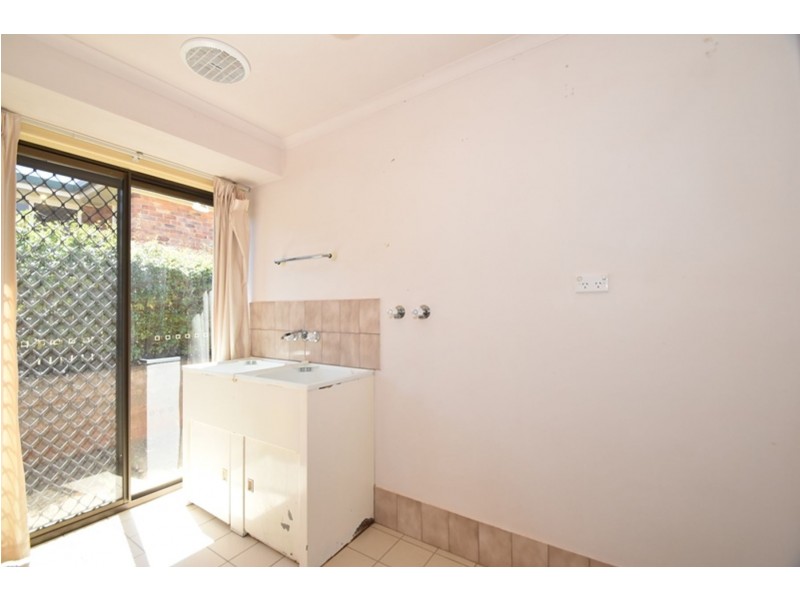 11 Melway Crescent, Glenvale QLD 4350