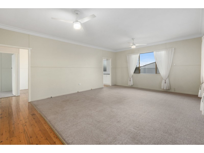 106 Mocatta Street, Goombungee QLD 4354