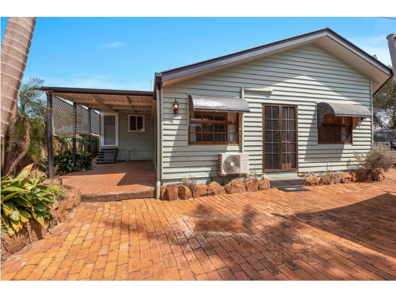 191 Spring Street, Middle Ridge QLD 4350
