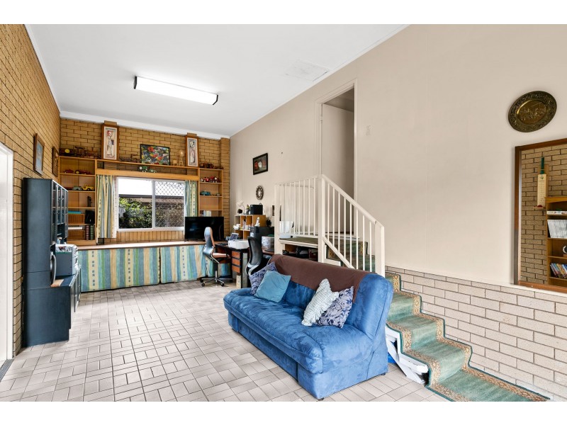 17 Prospect Street, North Toowoomba QLD 4350