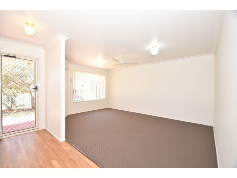 1 Mengel Court, Middle Ridge QLD 4350