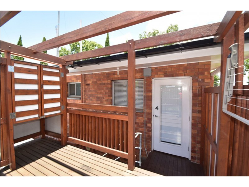 4/99 Campbell Street, East Toowoomba QLD 4350