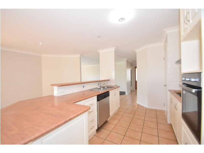23 Brunkhorst Drive, Kearneys Spring QLD 4350