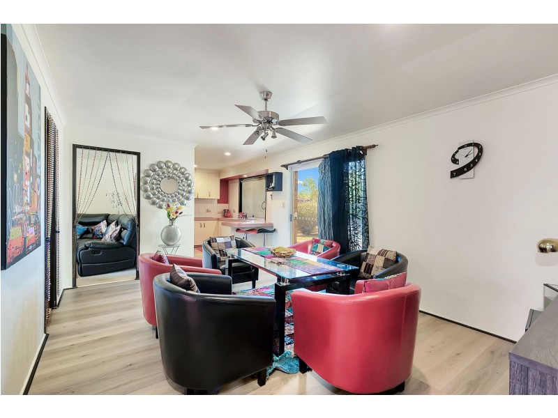 352 West Street, Kearneys Spring QLD 4350