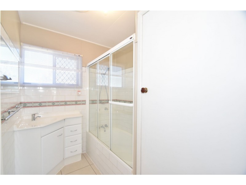 18 John Street, Goombungee QLD 4354