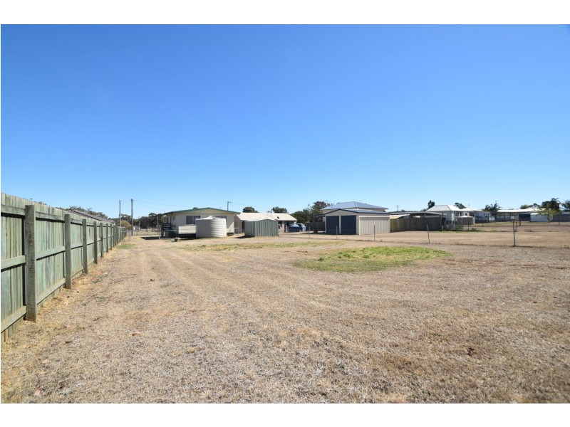 18 John Street, Goombungee QLD 4354