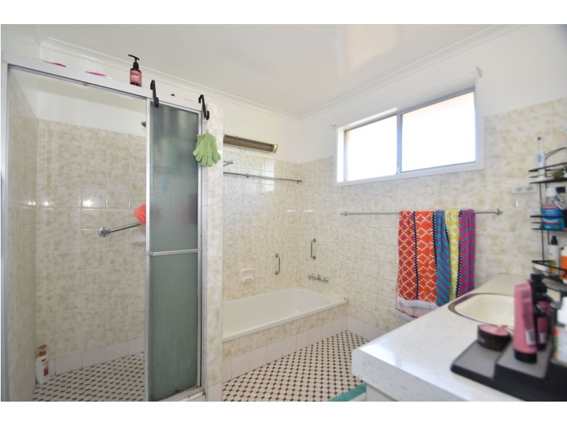 3 Brangus Street, Harristown QLD 4350