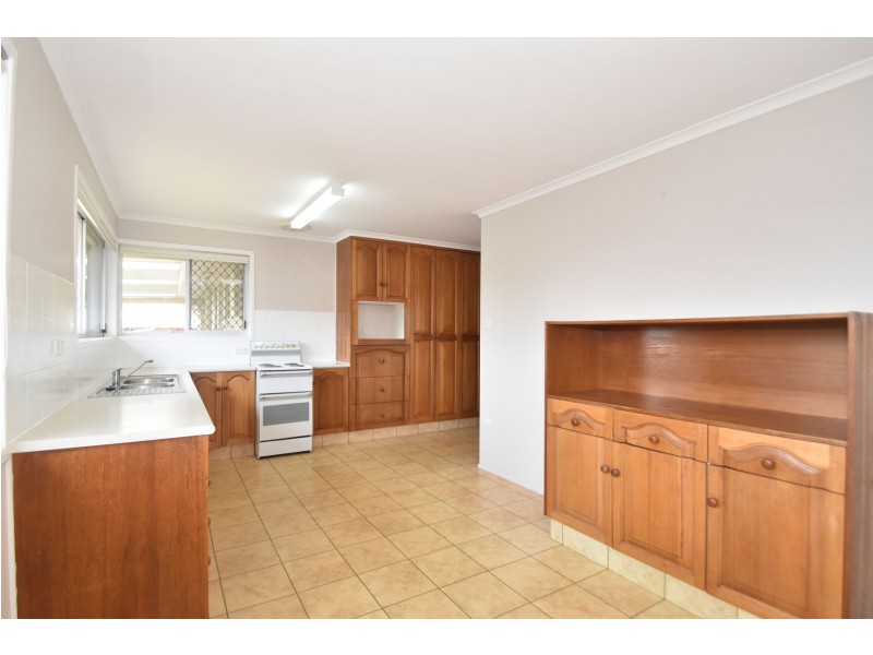 8 Blue Hills Drive, Rangeville QLD 4350