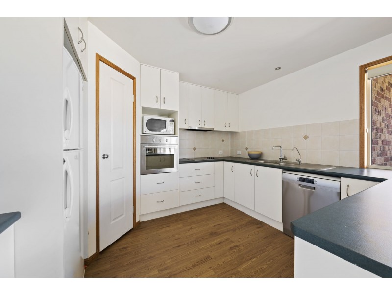 30 Tennyson Court, Westbrook QLD 4350