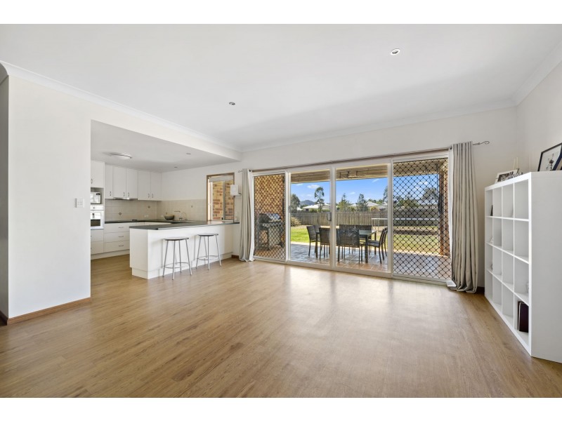 30 Tennyson Court, Westbrook QLD 4350