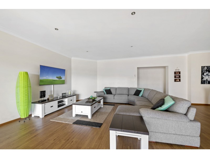 30 Tennyson Court, Westbrook QLD 4350