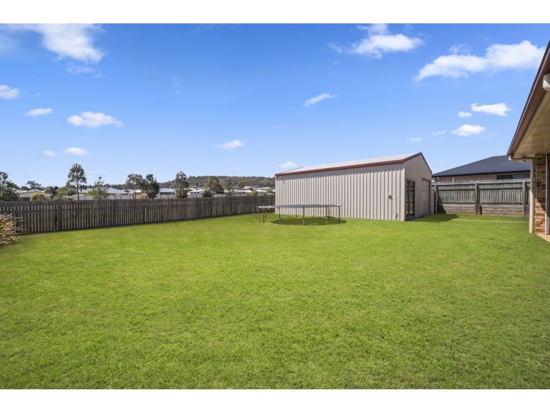 30 Tennyson Court, Westbrook QLD 4350