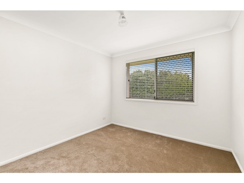 2 Granada Drive, Highfields QLD 4352