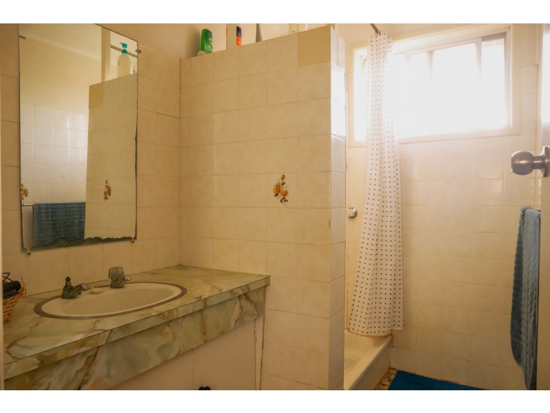 327 Hume Street, South Toowoomba QLD 4350