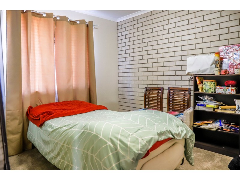 327 Hume Street, South Toowoomba QLD 4350