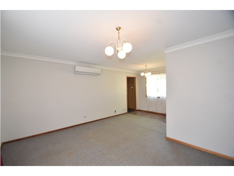 38 Riethmuller Street, Kearneys Spring QLD 4350