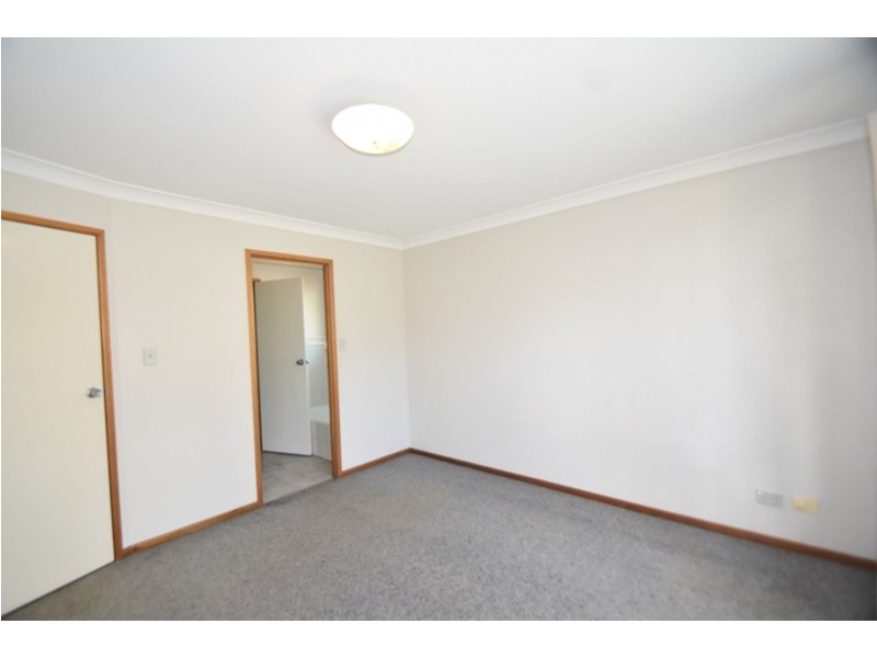 38 Riethmuller Street, Kearneys Spring QLD 4350