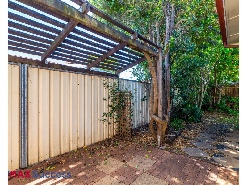 11 Jenkins Street, Newtown QLD 4350