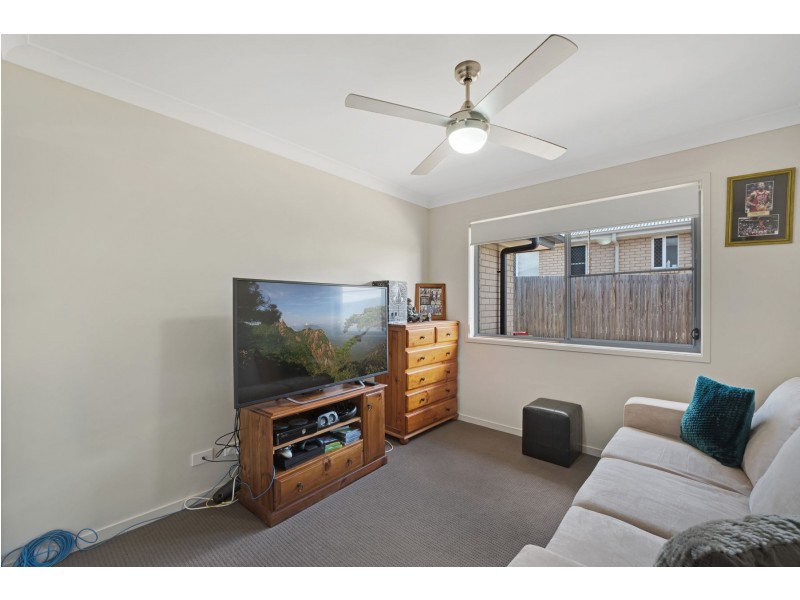 15 Wandoo Crescent, Westbrook QLD 4350