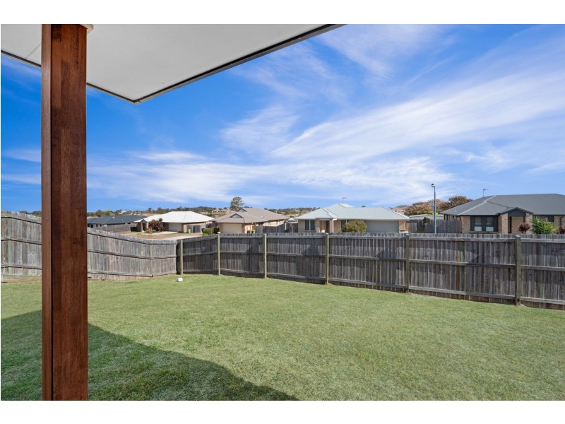 15 Wandoo Crescent, Westbrook QLD 4350