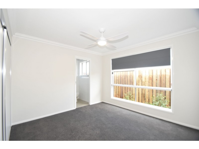 3/64A Holberton Street, Rockville QLD 4350