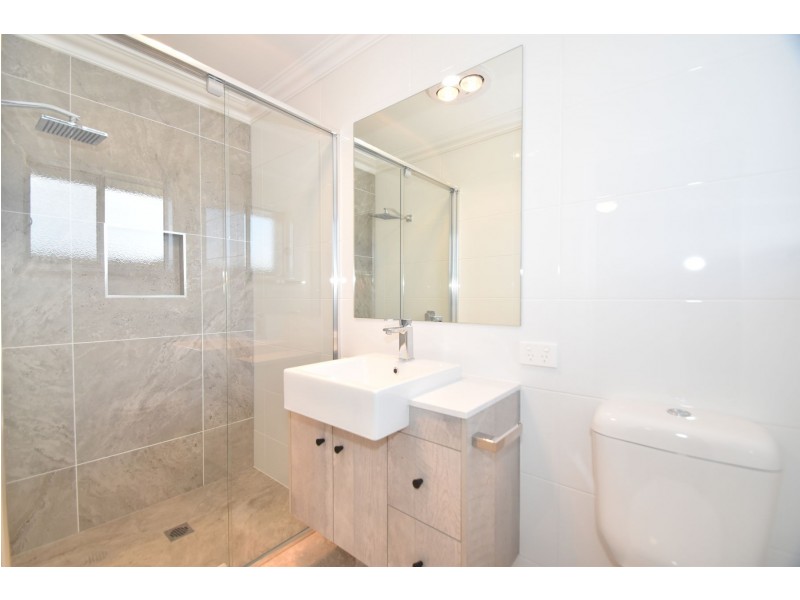 3/64A Holberton Street, Rockville QLD 4350