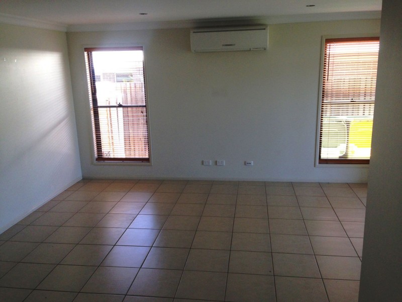 1/5 Sambar Court, Kearneys Spring QLD 4350