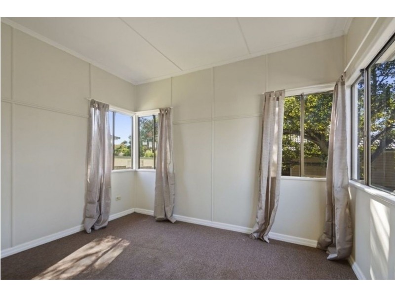 15 Ramsay Street, South Toowoomba QLD 4350