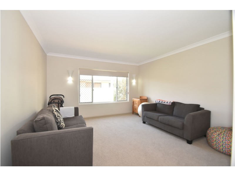 36 Brimblecombe Drive, Middle Ridge QLD 4350