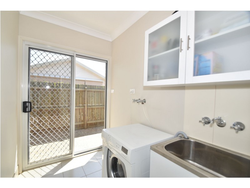 36 Brimblecombe Drive, Middle Ridge QLD 4350