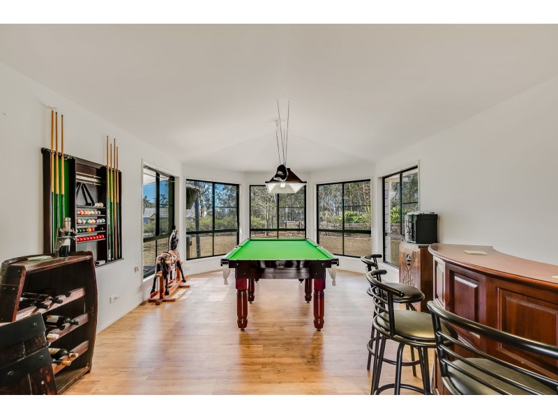 25 Berghofer Drive, Withcott QLD 4352