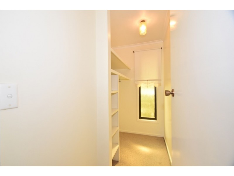 4/15 Edith Street, Newtown QLD 4350