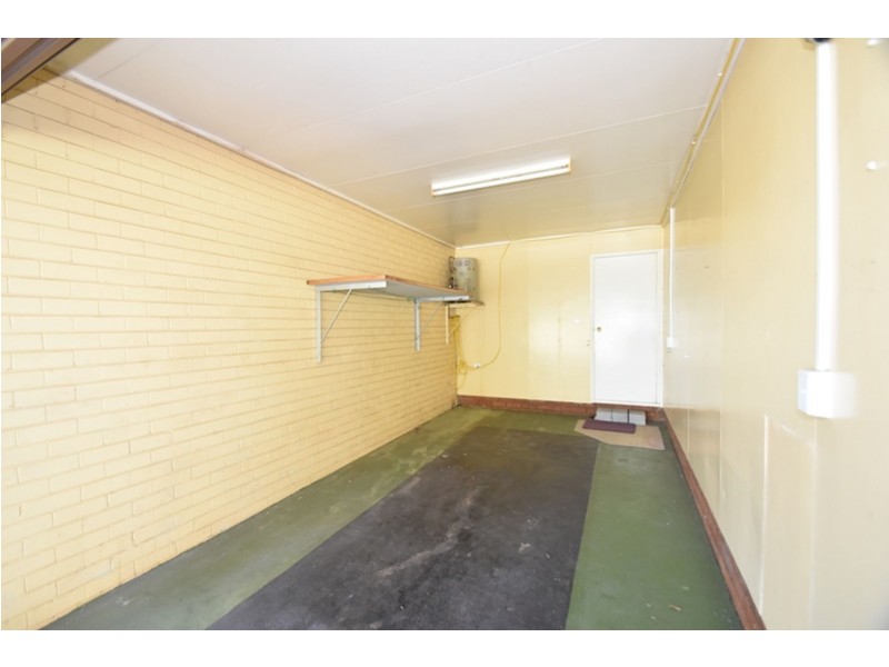 4/15 Edith Street, Newtown QLD 4350