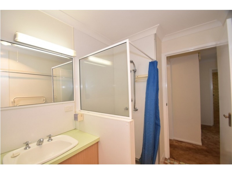 2/3 Brendanbri Street, Kearneys Spring QLD 4350