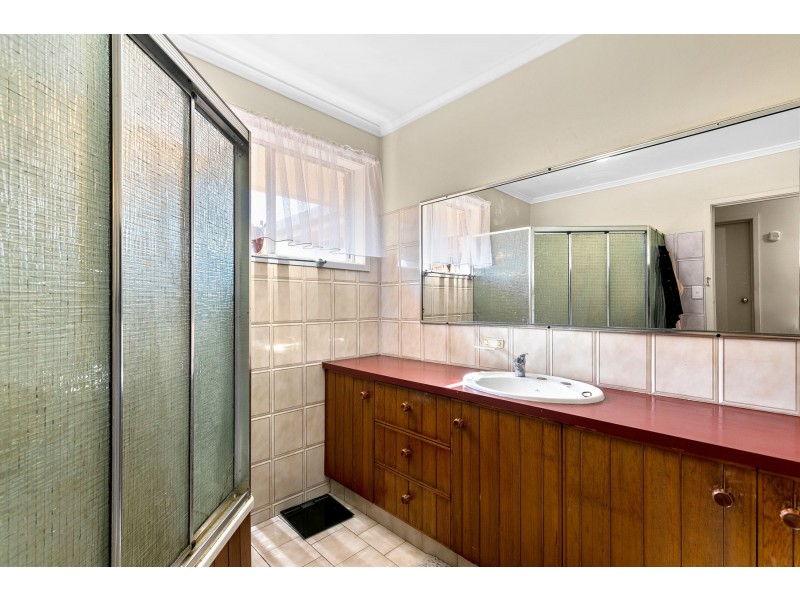 743 Ruthven Street, South Toowoomba QLD 4350