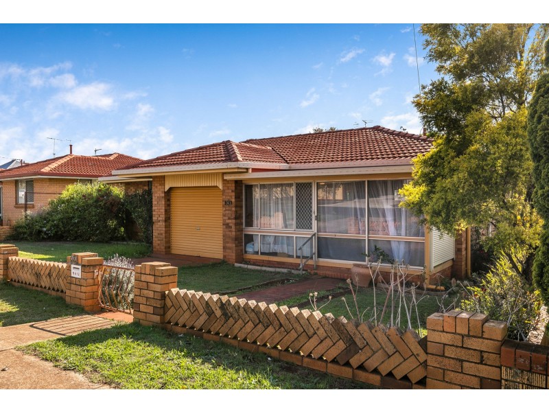 743 Ruthven Street, South Toowoomba QLD 4350