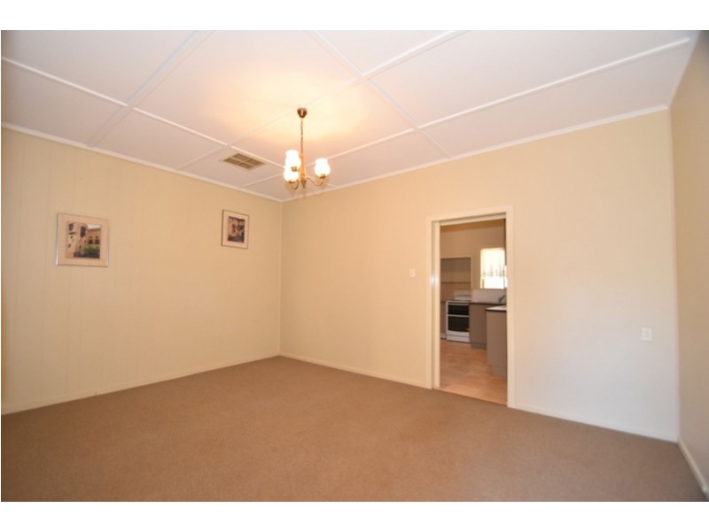 40 Tara Street, Wilsonton QLD 4350