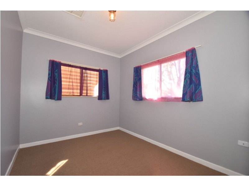 40 Tara Street, Wilsonton QLD 4350