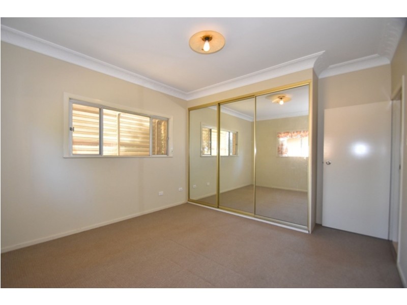 40 Tara Street, Wilsonton QLD 4350