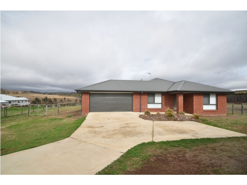 7 Christo Court, Meringandan West QLD 4352