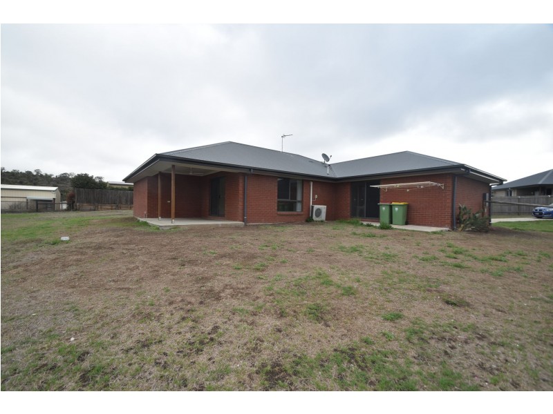 7 Christo Court, Meringandan West QLD 4352