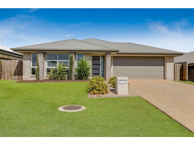 13 Sienna Drive, Glenvale QLD 4350