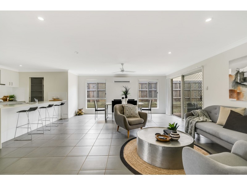 13 Sienna Drive, Glenvale QLD 4350