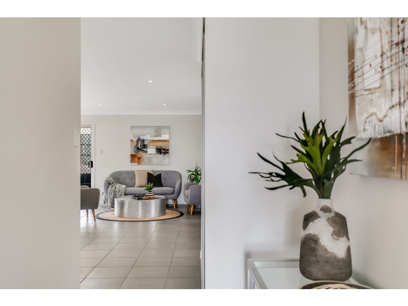13 Sienna Drive, Glenvale QLD 4350