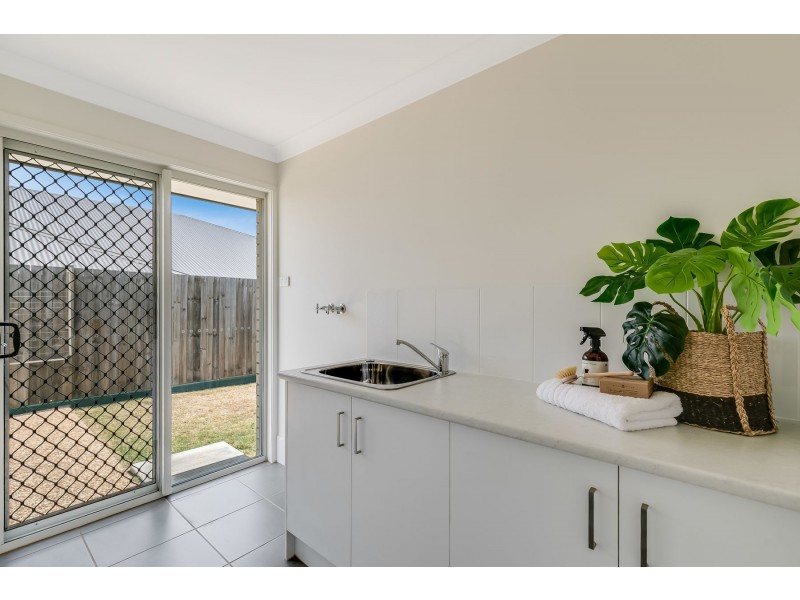 13 Sienna Drive, Glenvale QLD 4350