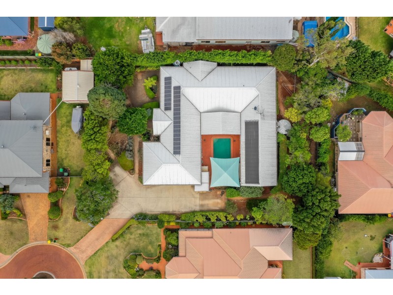 22 Parsley Drive, Middle Ridge QLD 4350